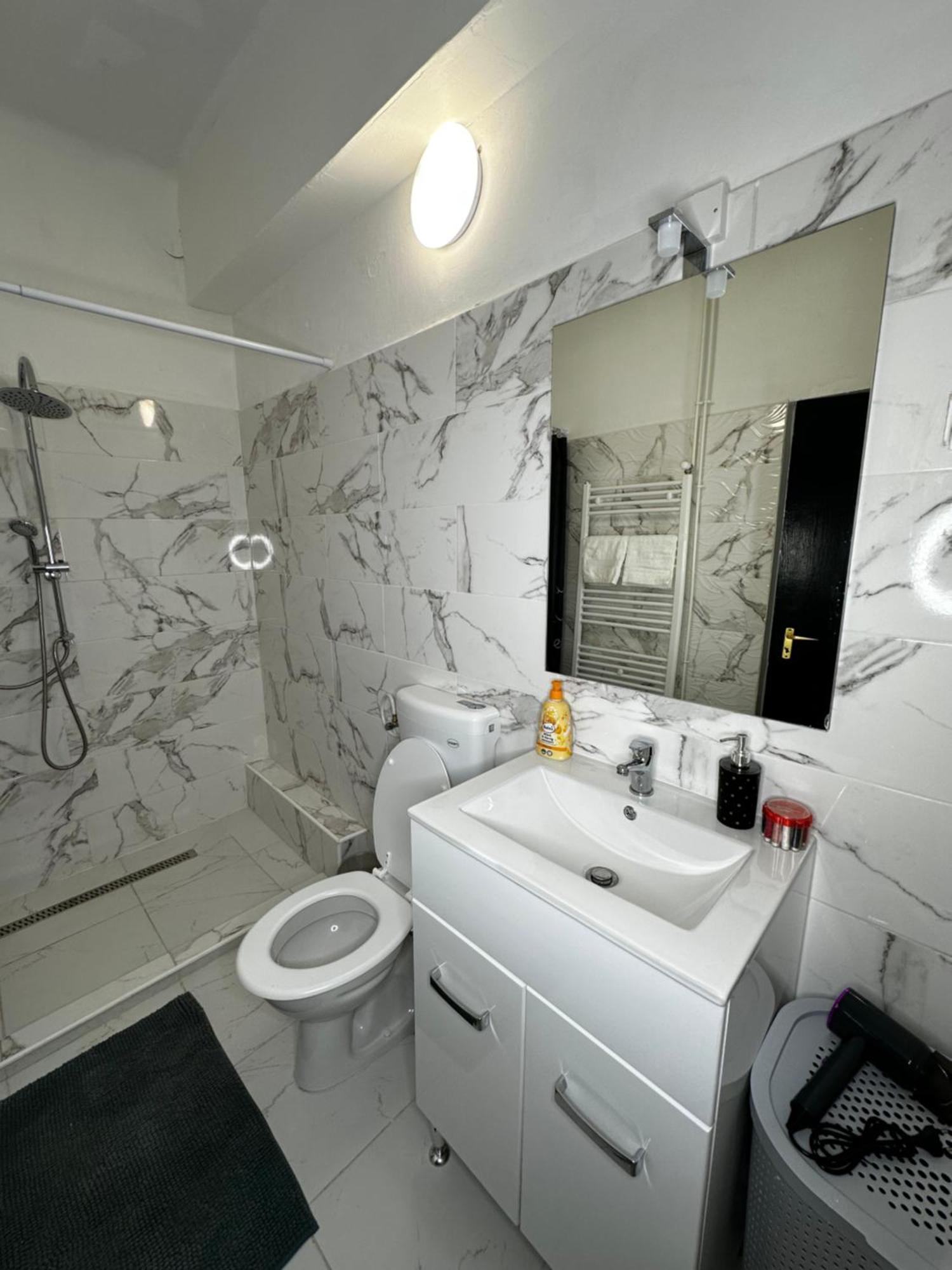 Airport17 B&B Vecsés Exteriér fotografie