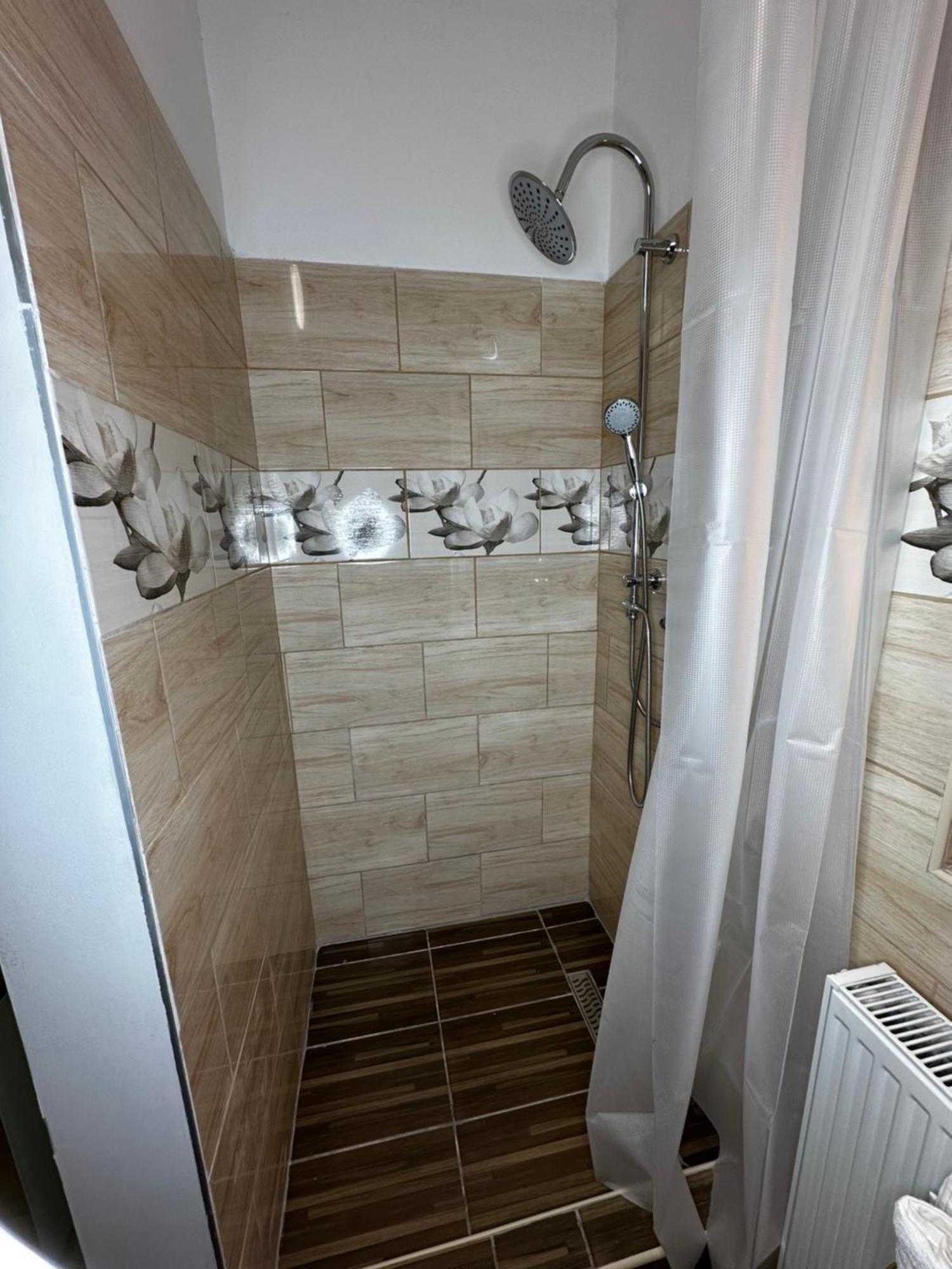 Airport17 B&B Vecsés Exteriér fotografie